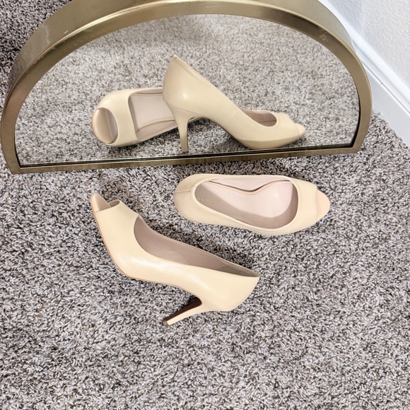 Cole Haan Harlow Cream Peep-Toe Heels Size 10 - Picture 9 of 9